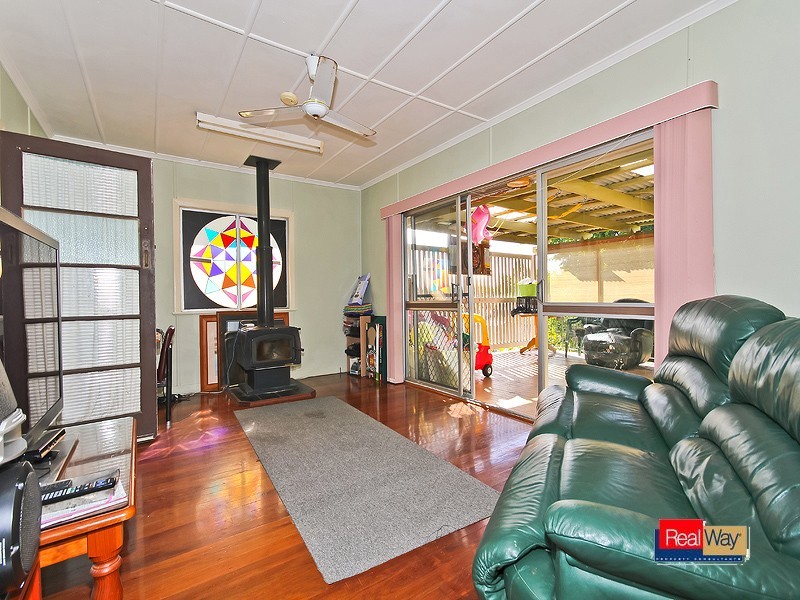 88 EMPIRE AV, Manly West QLD 4179
