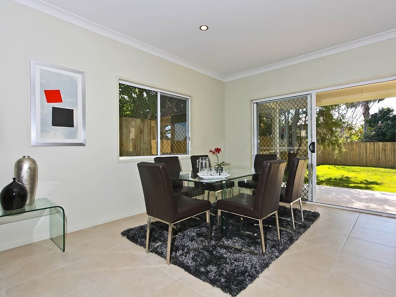 79 Drayton Terrace, Wynnum QLD 4178