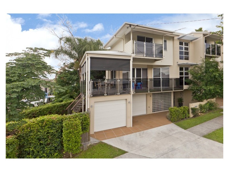 41 Barnes Avenue, Coorparoo QLD 4151