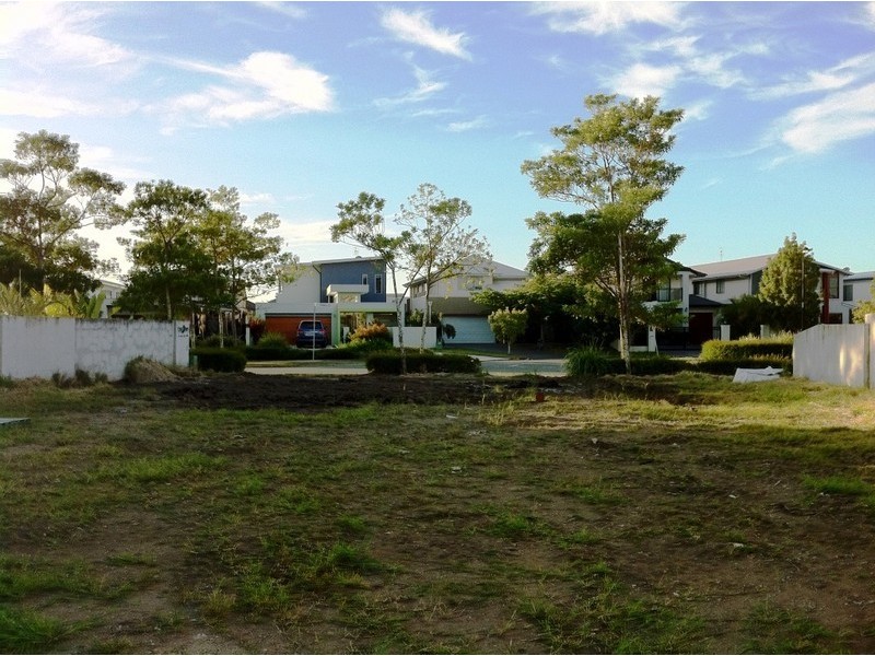 16 West River Links, Helensvale QLD 4212