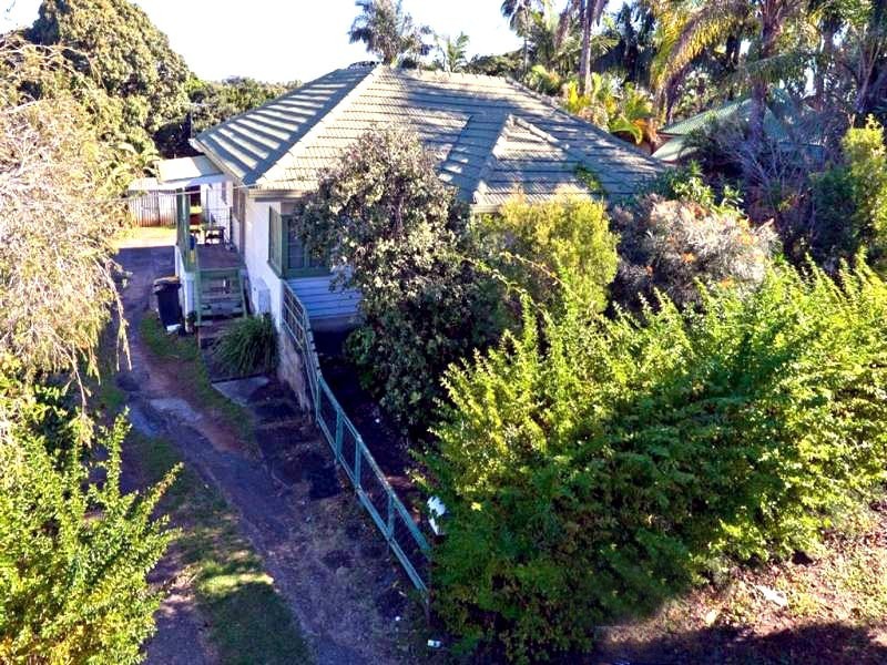 31 Barrinia, Manly QLD 4179