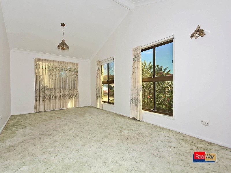 5 CARLIA STREET, Wynnum West QLD 4178