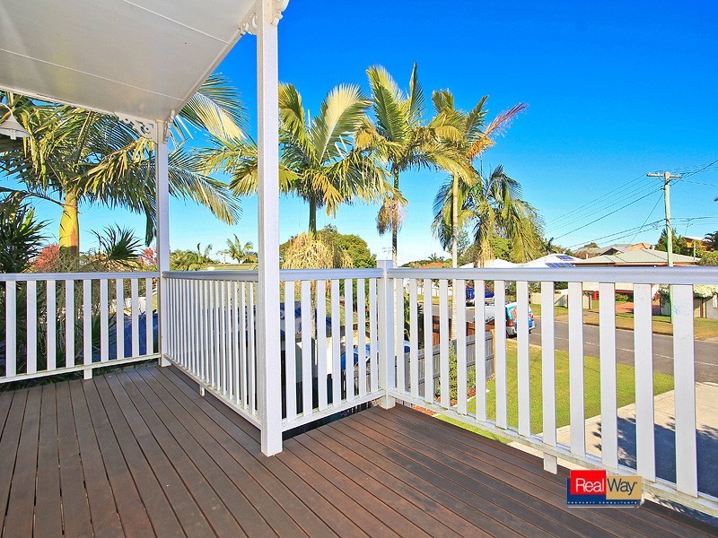4 Regent Street, Wynnum West QLD 4178