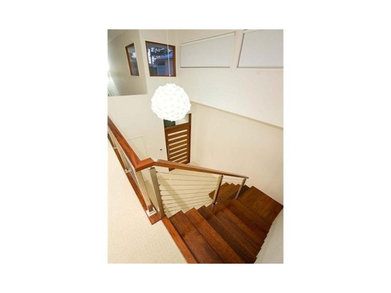 11 CARBETHON STREET, Manly QLD 4179