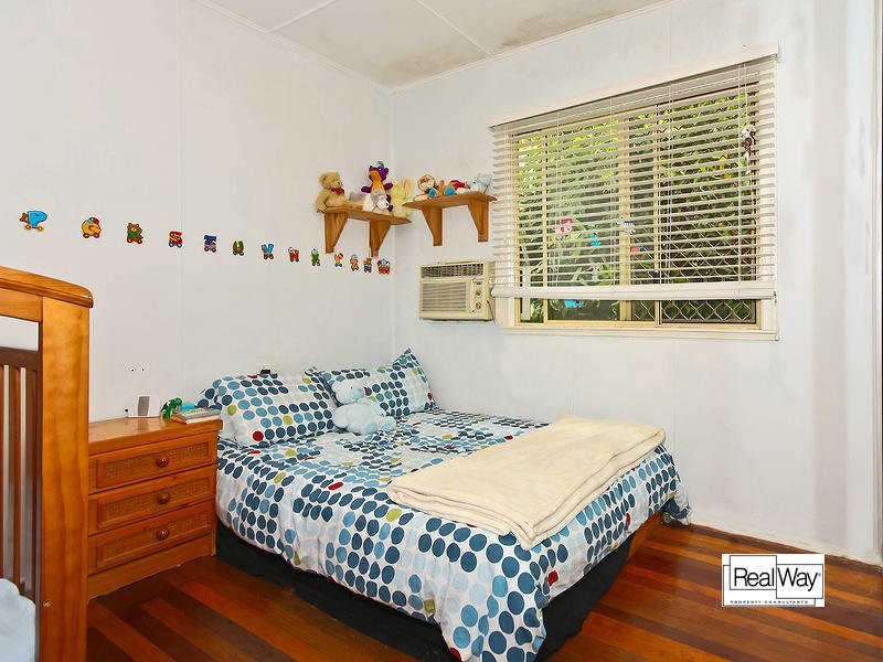 13 FLORENCE STREET, Wynnum QLD 4178