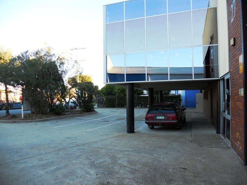 27 Rowland Street, Slacks Creek QLD 4127