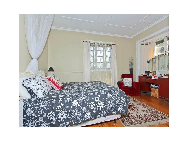 326 PRESTON RD, Wynnum West QLD 4178