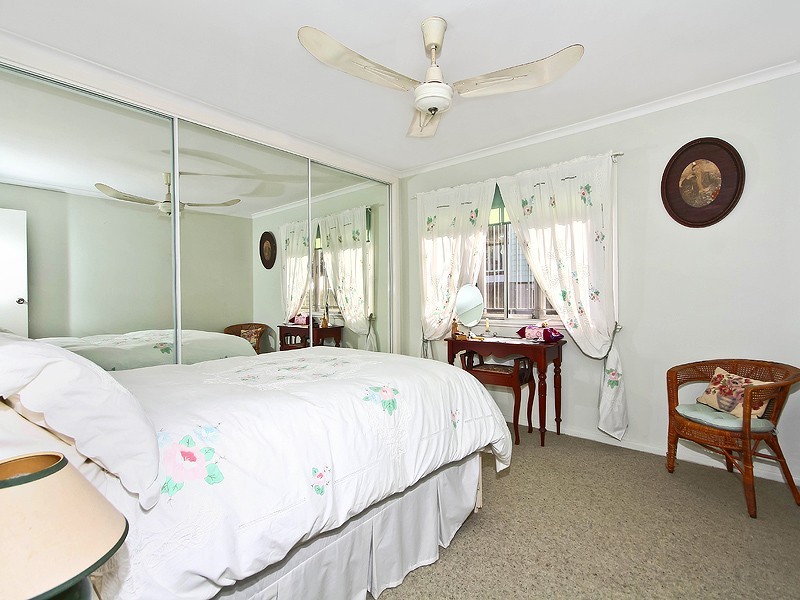 109 Kianawah Road, Wynnum West QLD 4178