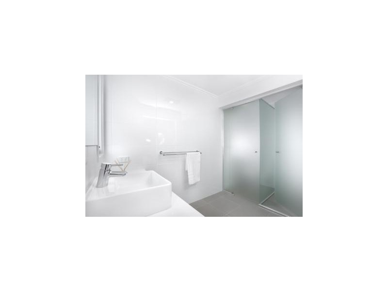 34 B DUNCAN STREET, Wynnum West QLD 4178