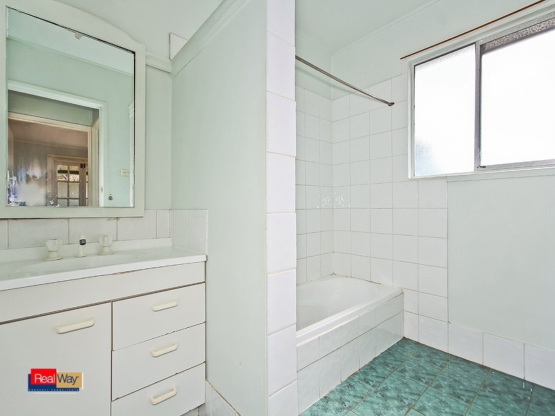 58 WONDALL ROAD, Manly West QLD 4179