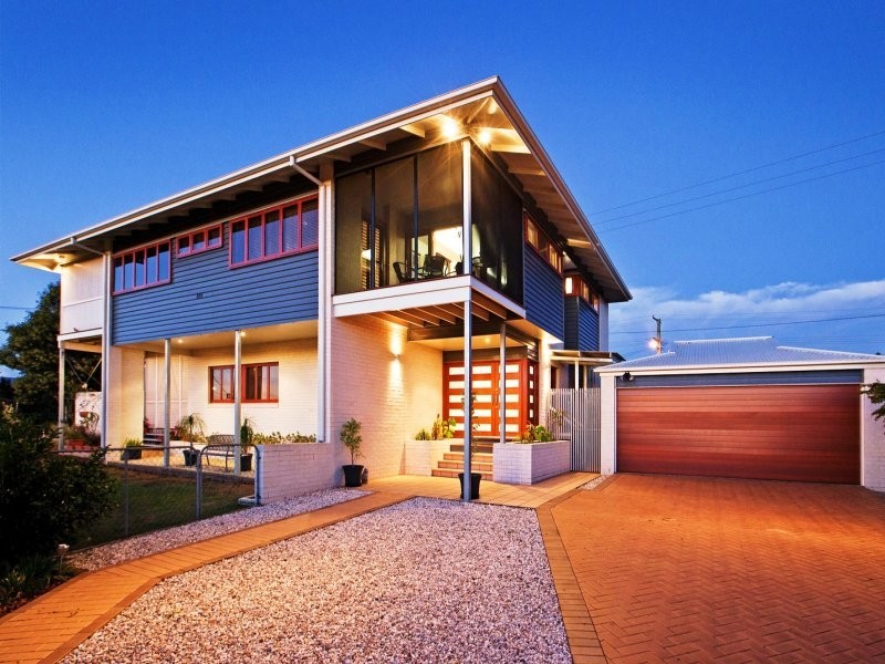 16 Summit Place, Wynnum West QLD 4178