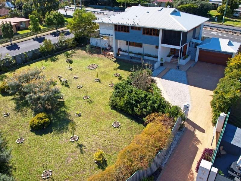 16 Summit Place, Wynnum West QLD 4178