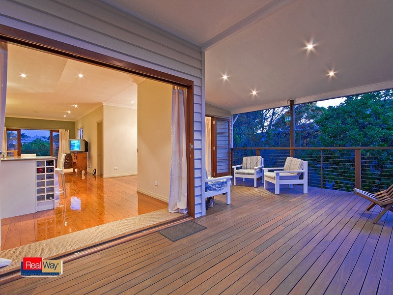 69 SELINA STREET, Wynnum QLD 4178