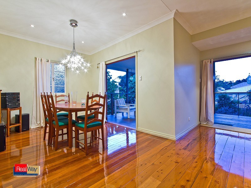 69 SELINA STREET, Wynnum QLD 4178