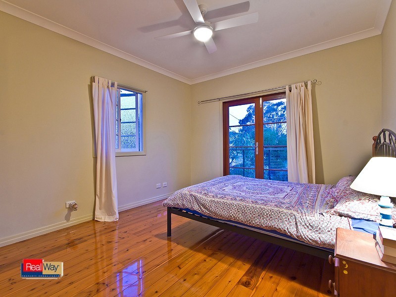 69 SELINA STREET, Wynnum QLD 4178