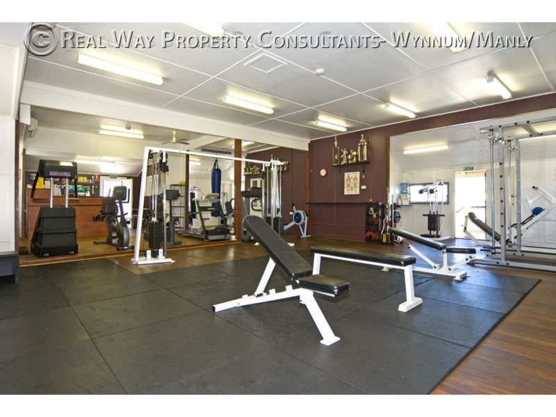 98 Glenora St, Wynnum QLD 4178