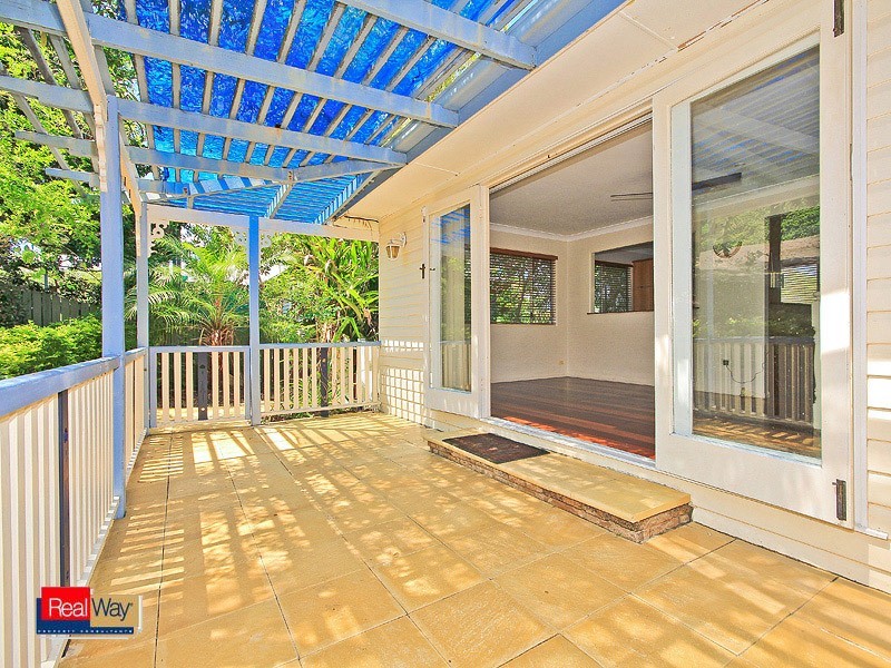 34 MAJESTIC OUTLOOK, Seven Hills QLD 4170