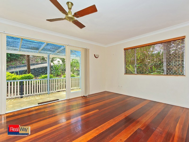 34 MAJESTIC OUTLOOK, Seven Hills QLD 4170