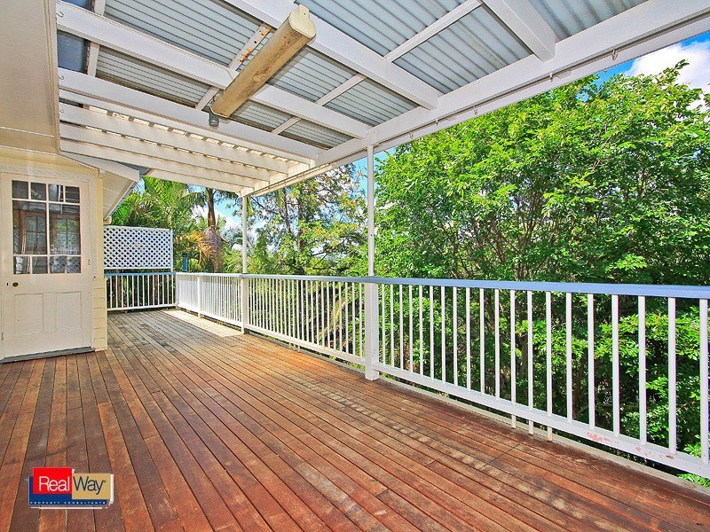 34 MAJESTIC OUTLOOK, Seven Hills QLD 4170