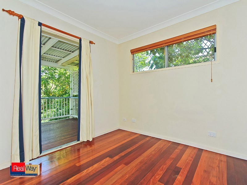 34 MAJESTIC OUTLOOK, Seven Hills QLD 4170