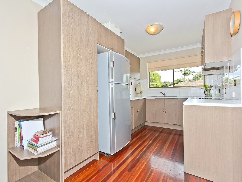 25 EDENDERRY STREET, Manly West QLD 4179