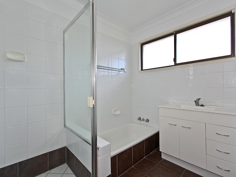 25 EDENDERRY STREET, Manly West QLD 4179