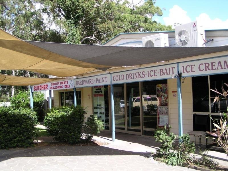 25 High Central Rd, Macleay Island QLD 4184