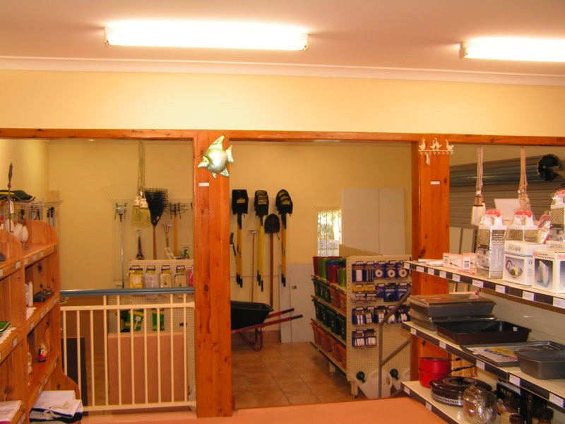 25 High Central Rd, Macleay Island QLD 4184