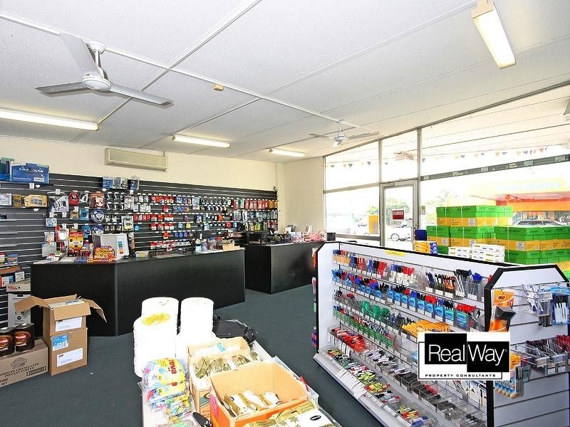 74 Tingal Road, Wynnum QLD 4178