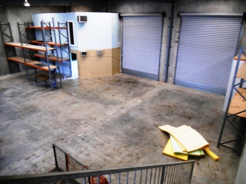 2/10 North Road, Wynnum West QLD 4178