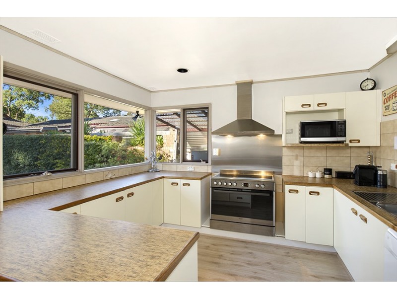 34 Pinaroo Crescent, Bradbury NSW 2560