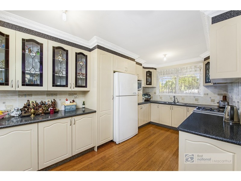 5 Rangers Road, St Helens Park NSW 2560