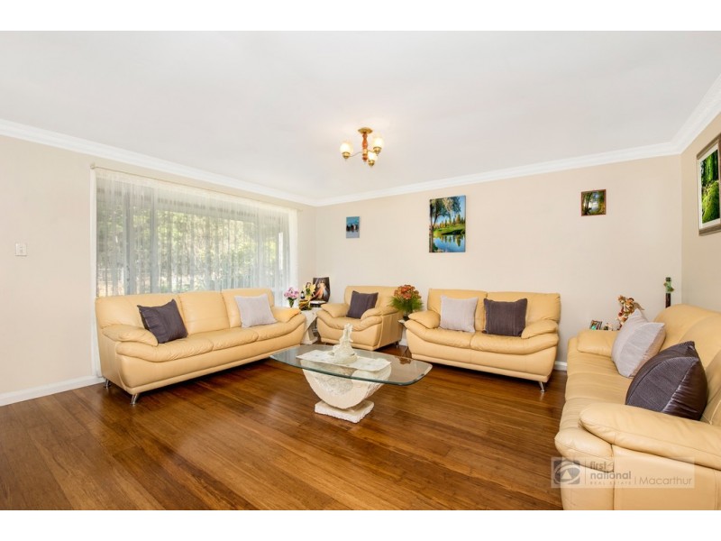 5 Rangers Road, St Helens Park NSW 2560