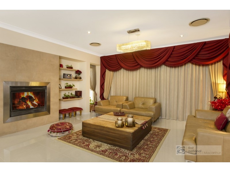 185 Longhurst Road, Minto NSW 2566