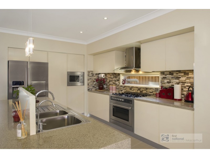 185 Longhurst Road, Minto NSW 2566