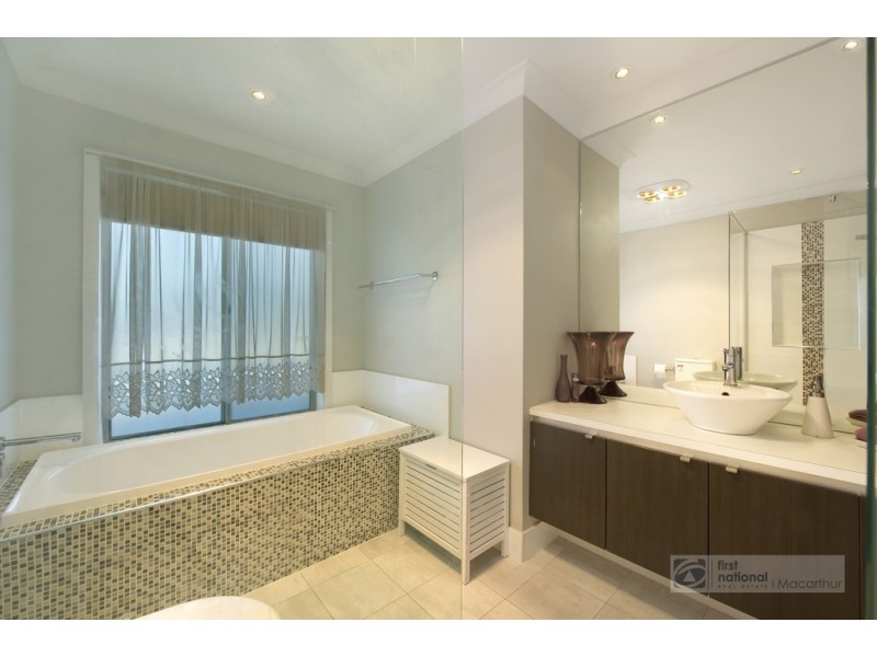 185 Longhurst Road, Minto NSW 2566