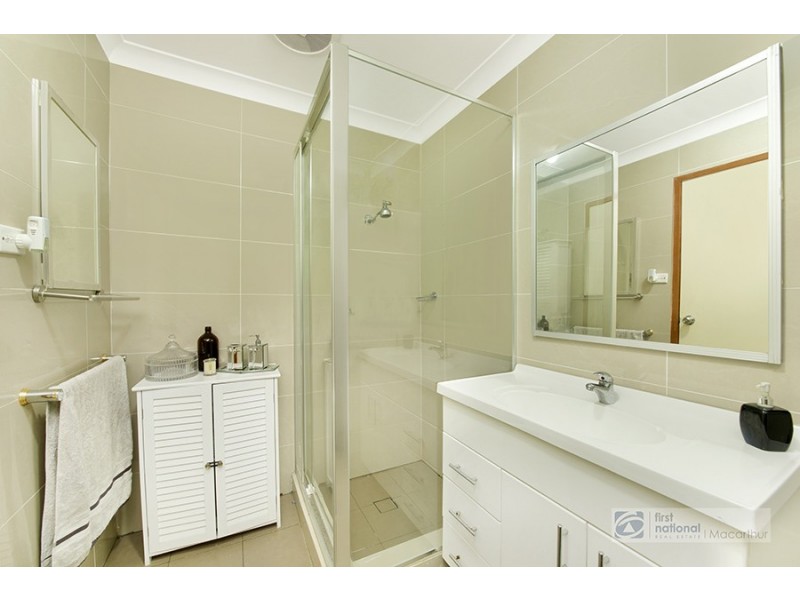 2/29 Blackwood Avenue, Minto NSW 2566