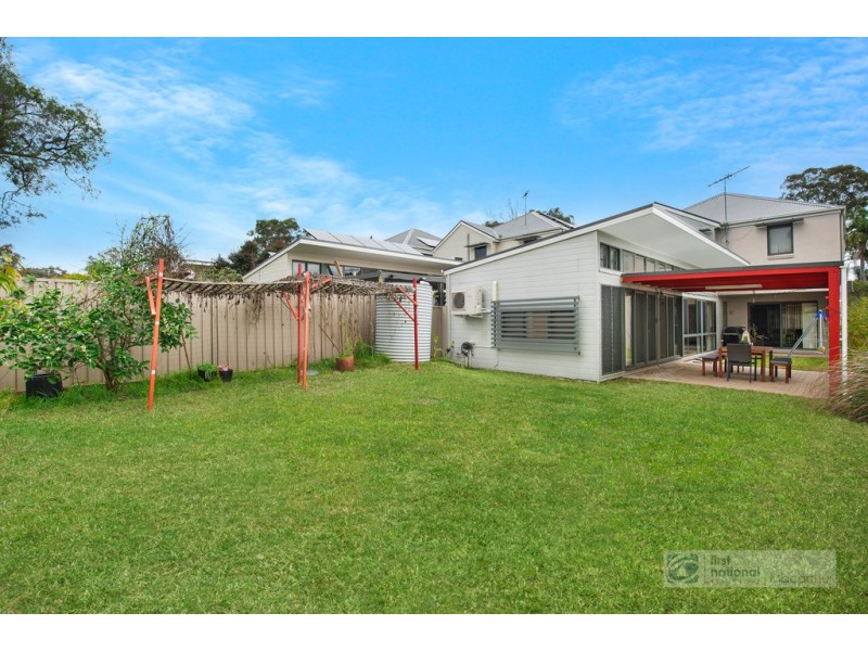 44 Pelargonium Crescent, Macquarie Fields NSW 2564