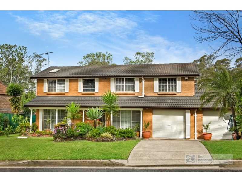 16 Amanda Place, Ingleburn NSW 2565