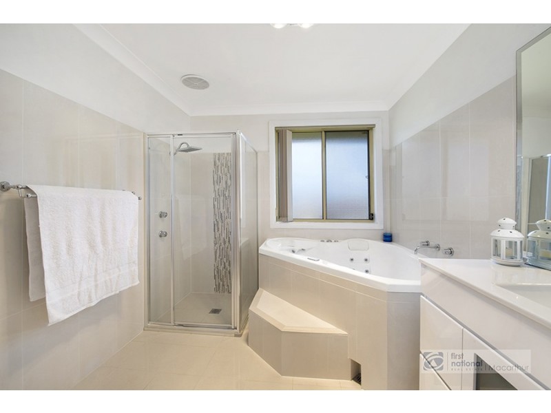 59 Baynton Place, St Helens Park NSW 2560