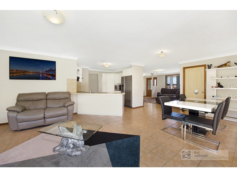 59 Baynton Place, St Helens Park NSW 2560