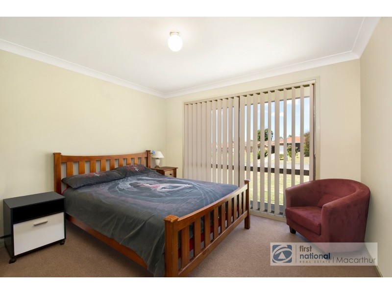 1 Sebastian Avenue, Rosemeadow NSW 2560