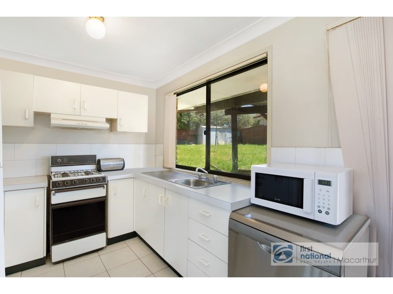 1 Sebastian Avenue, Rosemeadow NSW 2560