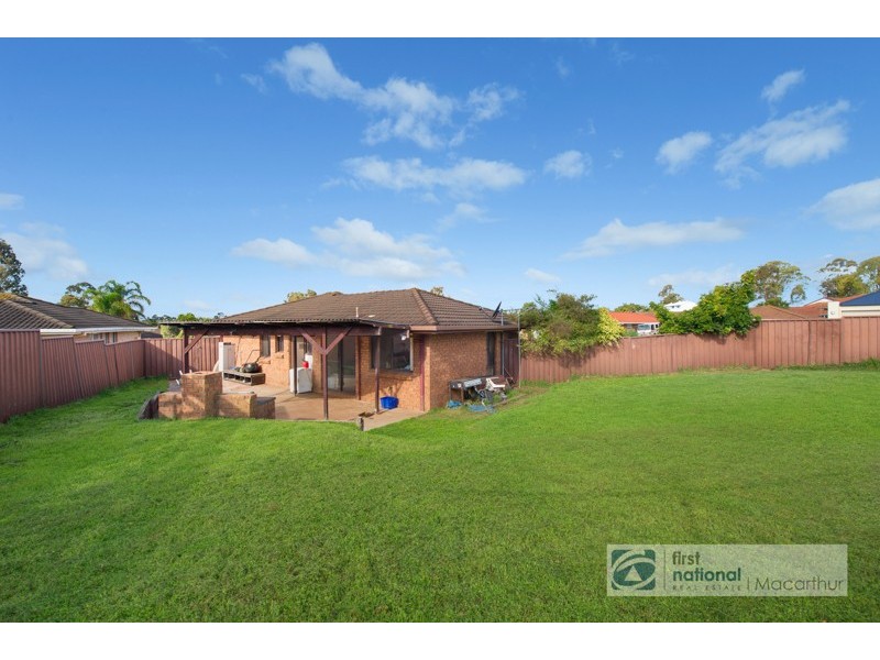 1 Sebastian Avenue, Rosemeadow NSW 2560