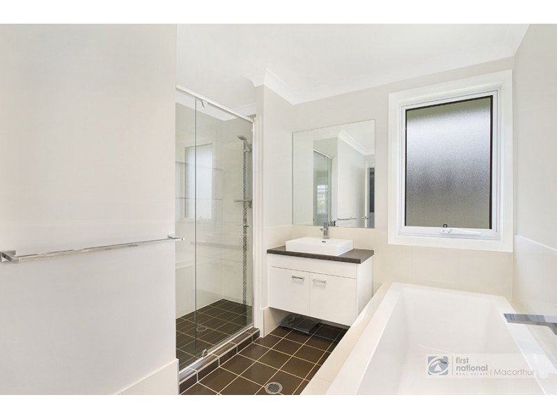 23 Grampian Avenue, Minto NSW 2566