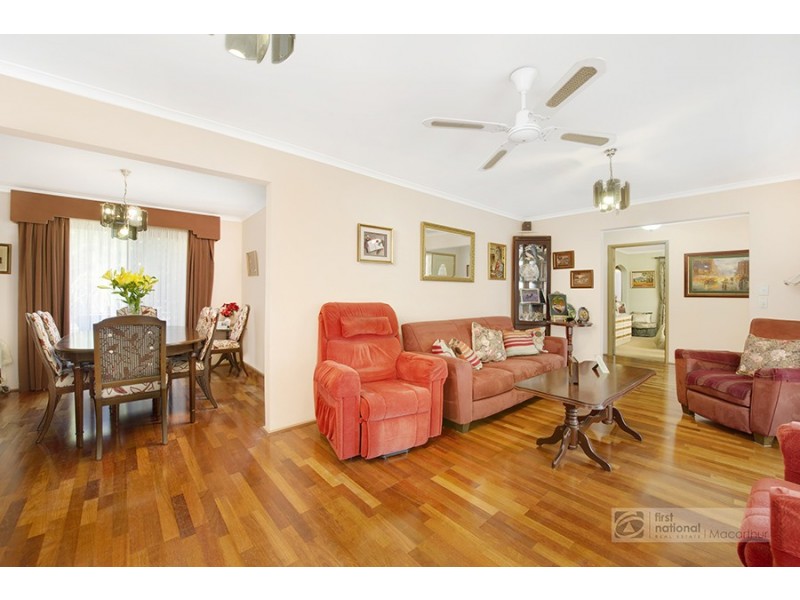 9 Forresters Close, Woodbine NSW 2560
