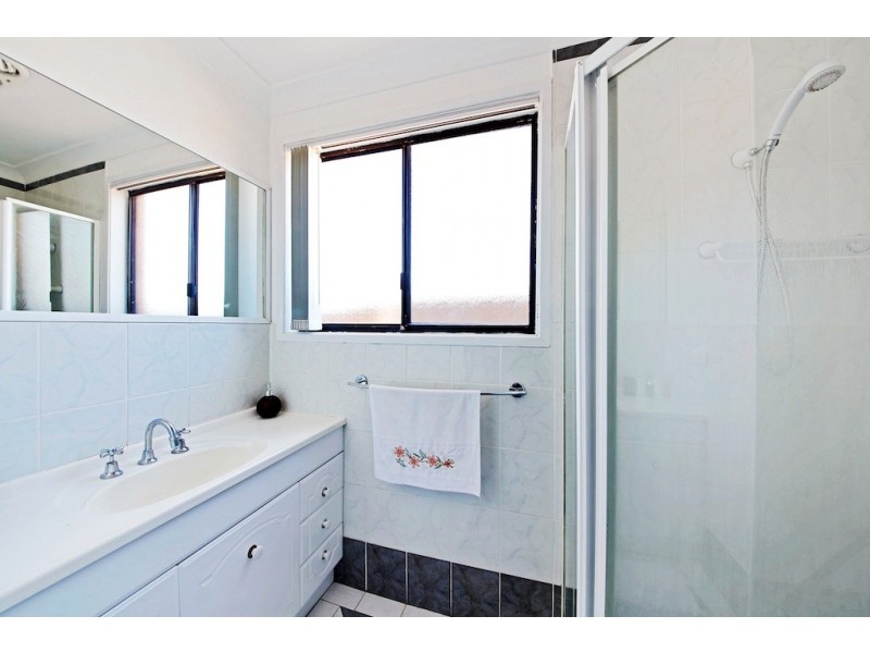 2 Leicester Street, Leumeah NSW 2560