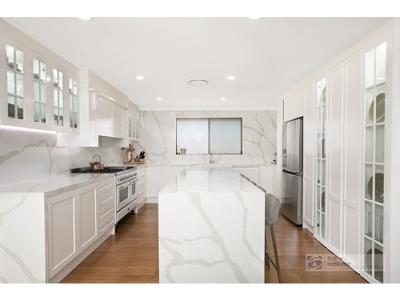 3 Thurso Place, St Andrews NSW 2566