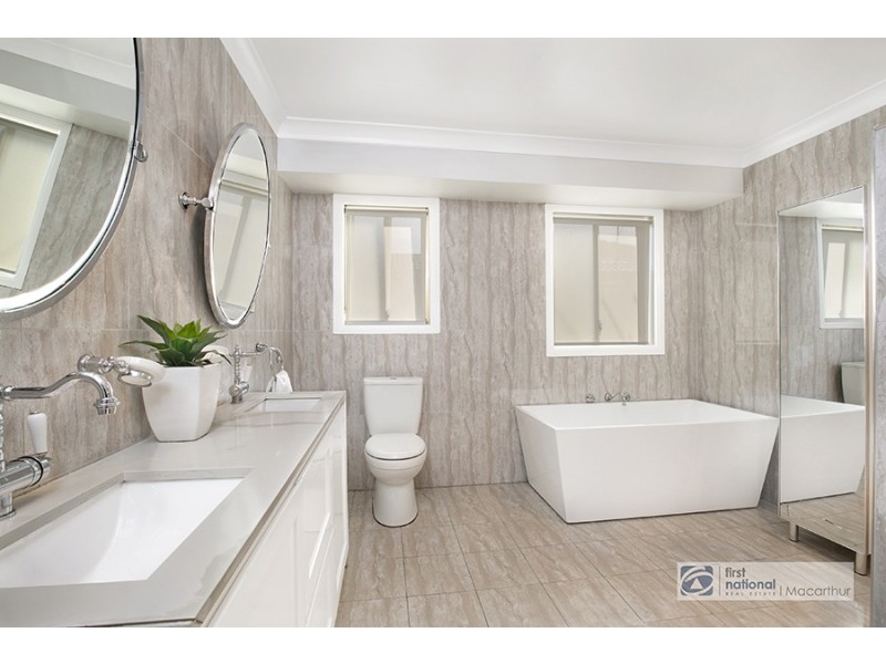 3 Thurso Place, St Andrews NSW 2566