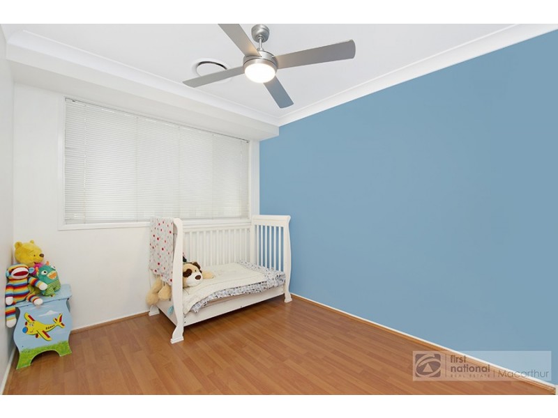 15 Tiber Place, Kearns NSW 2558